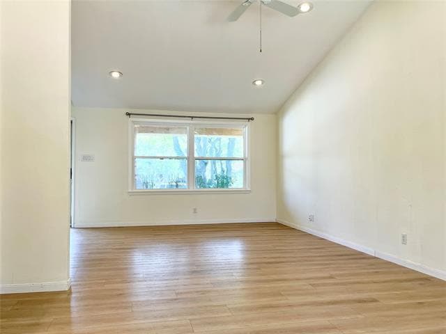 Photo - 802 Kingswood Ave