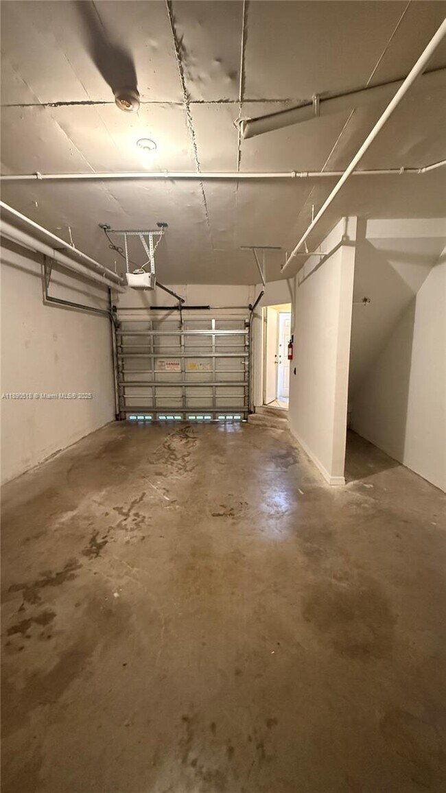 Photo - 2107 SE 10th Ave Unidad 827