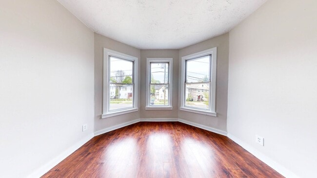 Photo - 2-Bedroom Apartment Minutes from Science Hill Unit 2R