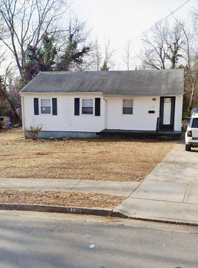 Photo - 1170 Addison Ave