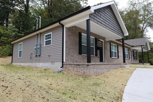 Photo - 159 Wade Ln