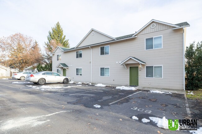 Photo - Great 4bd/2bth, nice location