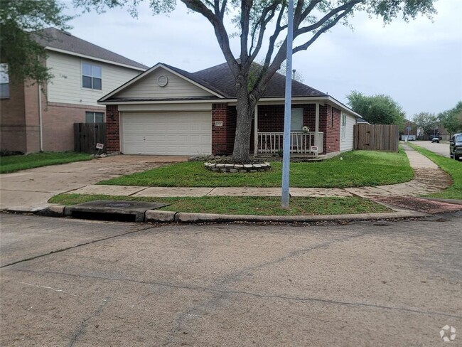 Building Photo - 902 Andover Glen Dr Rental