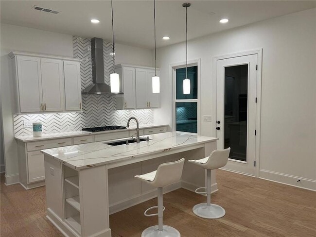 Photo - 1934 Harken Grv