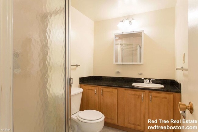 Photo - 320 Hammond Pond Pkwy Unit 501