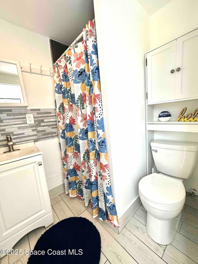 Photo - 1533 Richards Dr NE Unit Rear