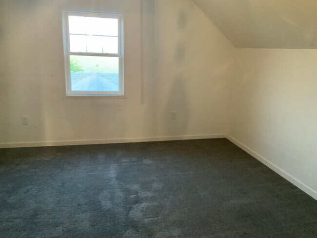 Photo - 1900 Van Meter Ave