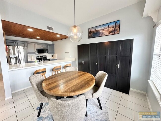 Photo - 77 Santa Isabel Blvd