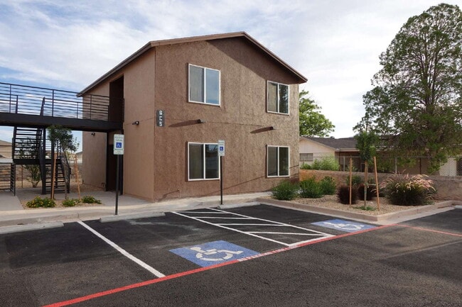 Building Photo - Brand-New 2 Bedroom Apartment for Rent! Accepts Housing Assistance. Unit #5