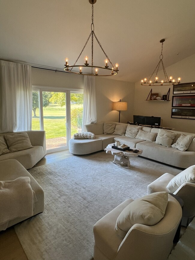 Área de estar - 7725 River Ridge Rd NE Unidad River Ridge Villa