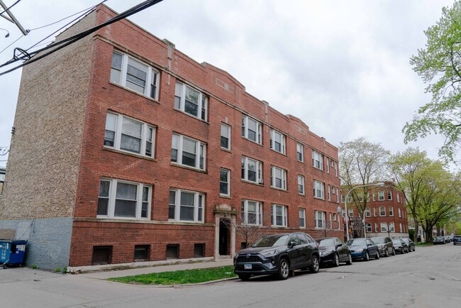 Photo - Southport Corridor - 1 Bed / 1 Bath - Heat Included Unidad 3655-2