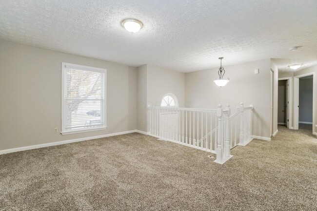 Photo - 6976 Endsleigh Dr