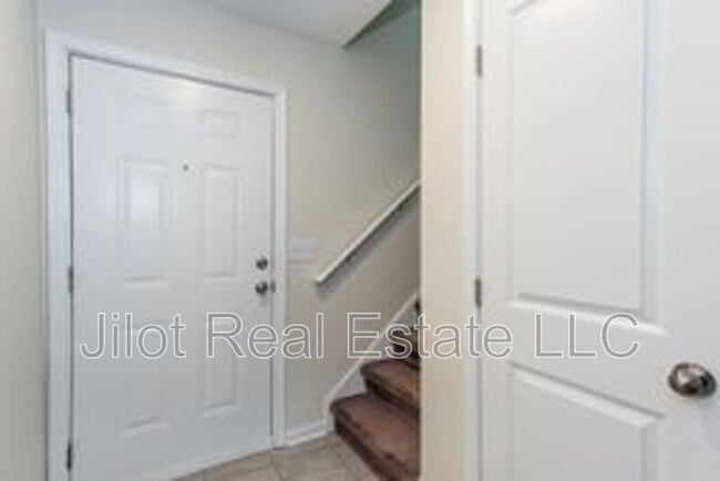 Photo - 2015 Oak Park Ln
