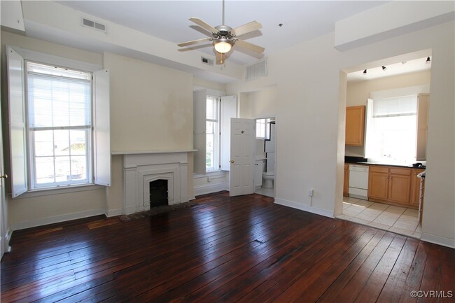 Photo - 219 N 19th St Townhome