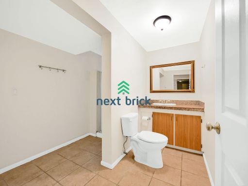 Photo - Spacious 2 Bed 1 Bath for Rent!