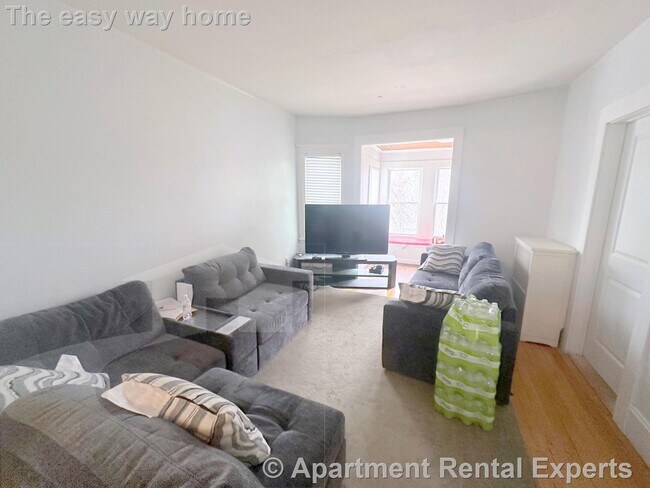 Photo - 281 Alewife Brook Pkwy Unidad #2
