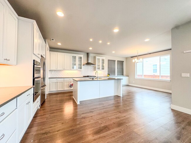Photo - New 4 bed with bedroom and bath on main floor