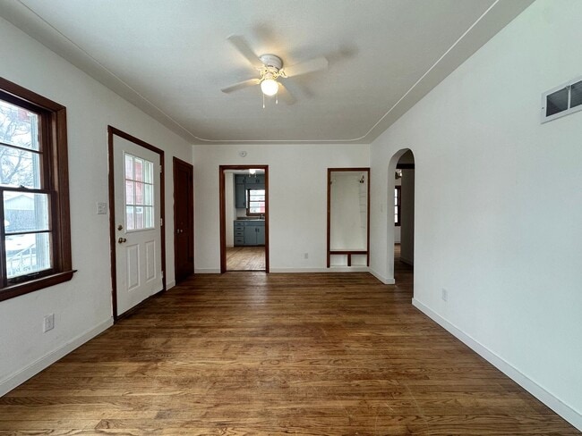 Photo - Two Bedroom One Bathroom Available in Battle Creek