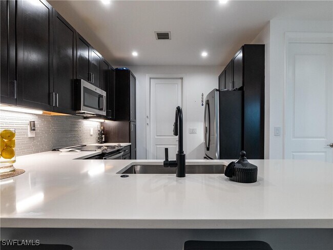 Photo - 7592 Morgan Way