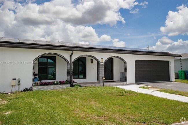 Building Photo - 12021 NW 29th Pl Rental