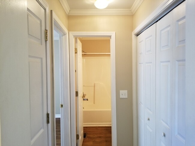 Photo - 10831 Woody Dr