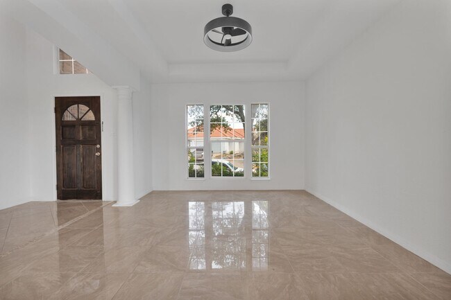 11418 Lago Vista
