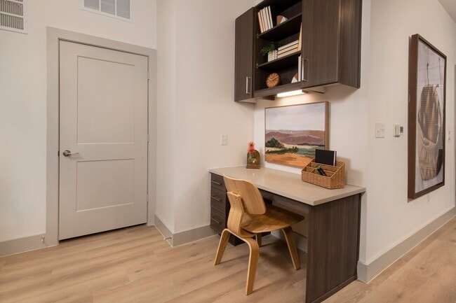 Photo - Luxury Living in the Heart of Downtown! Unidad ADD2