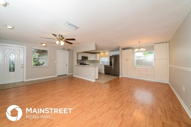 Photo - 4516 Selma St