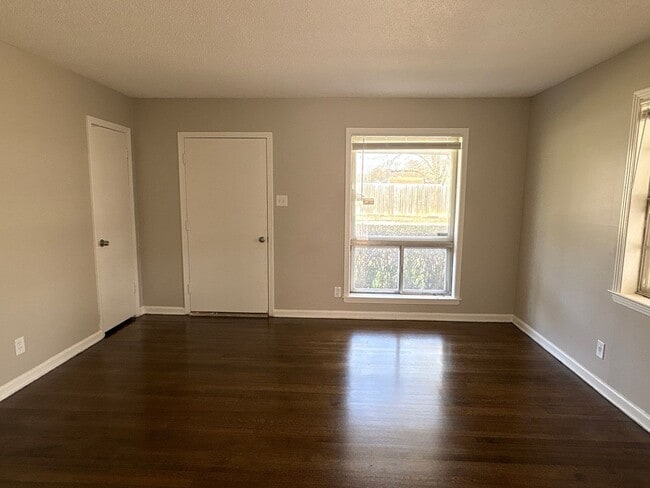 Photo - Updated 3 bedroom 1 Bath home - Open To Section 8