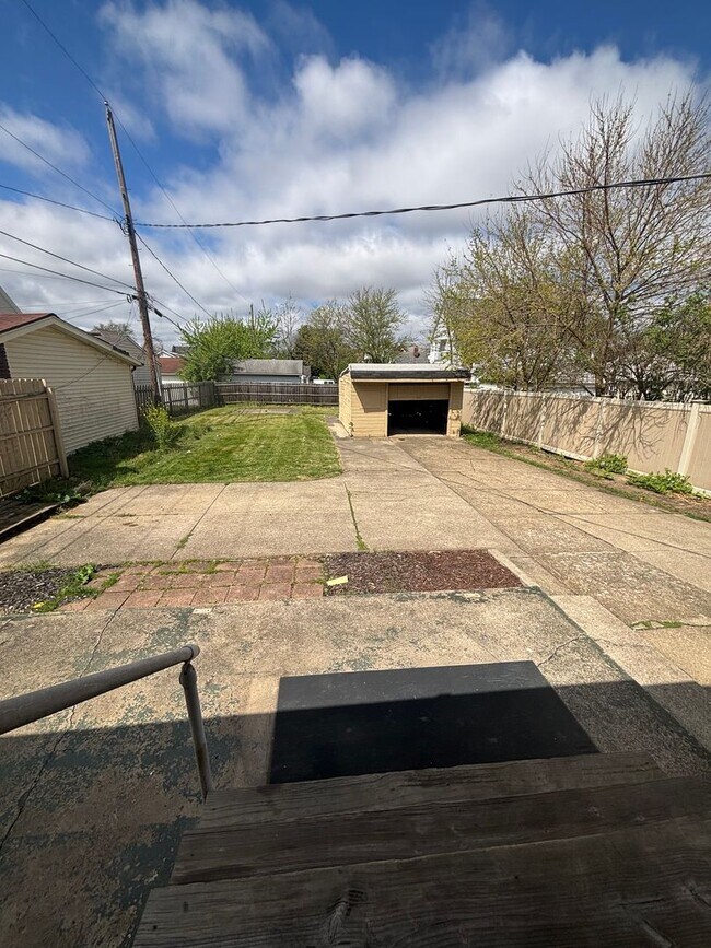 Photo - 3bd Single Section 8 WATER/SEWER INCLUDED