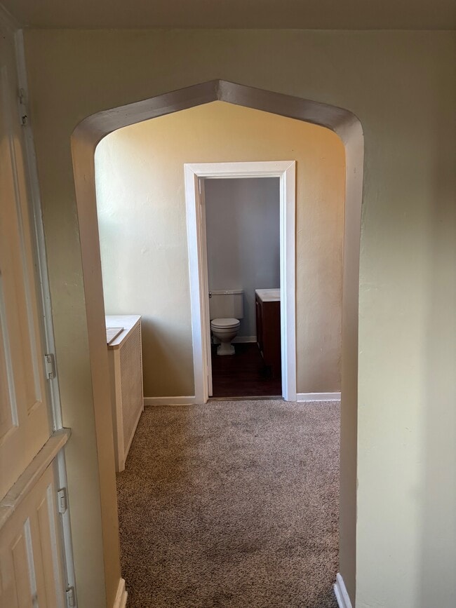 Photo - 406 Station Street Unit # 2