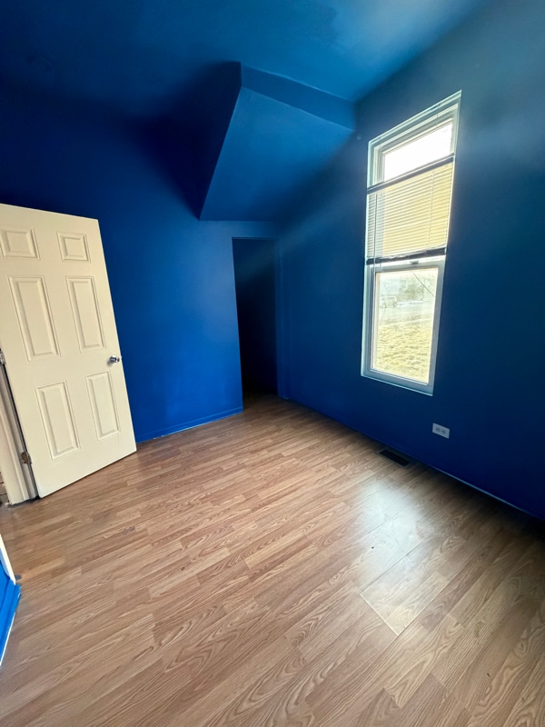 Photo - 604 W 60th St Unidad 1