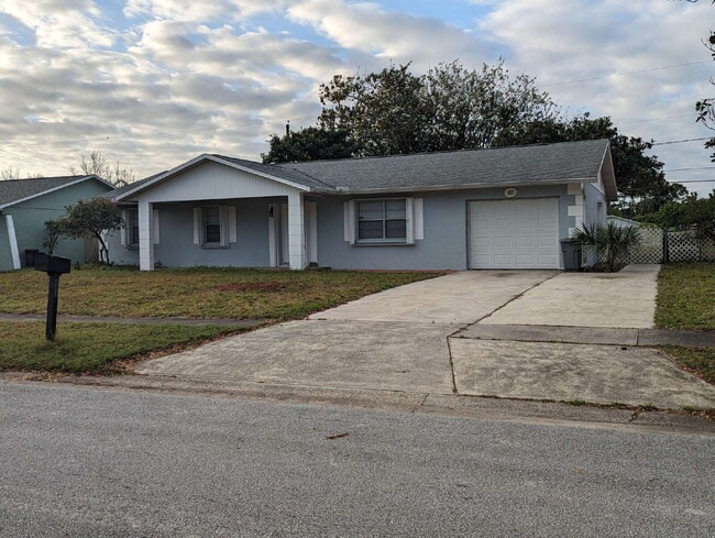 Building Photo - 3 Bedroom Home in Quiet Rockledge Suburb
