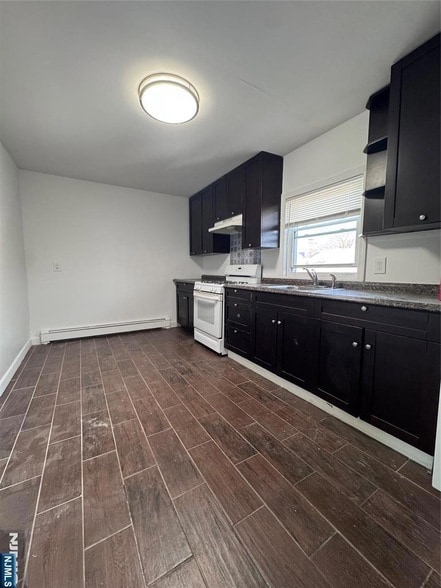 Photo - 1624 Teaneck Rd