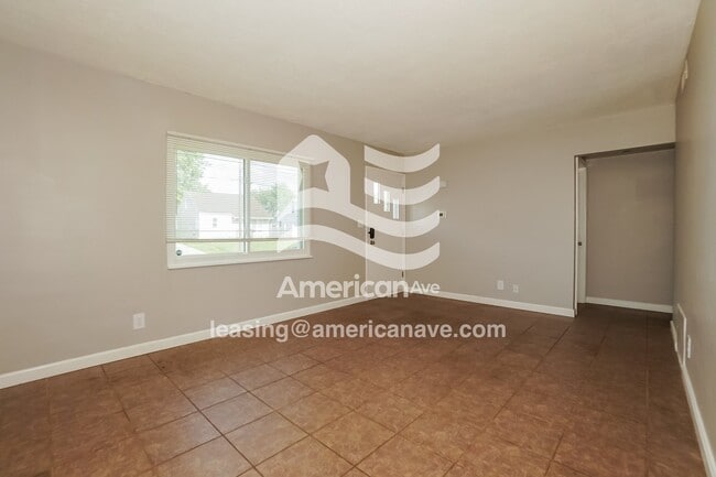 Photo - 1213 Hawthorne Ave SW
