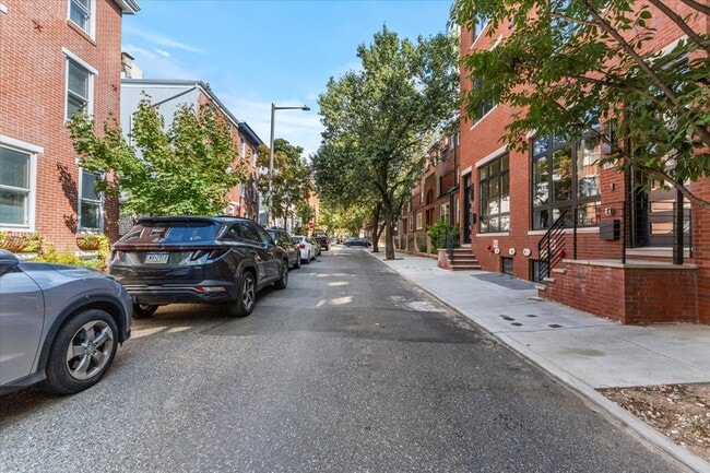 Photo - 2110 Cherry St