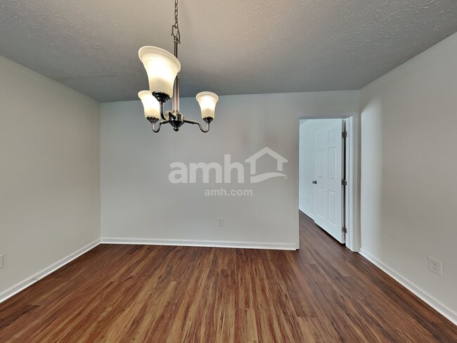 Photo - 8115 Royal Elm Dr