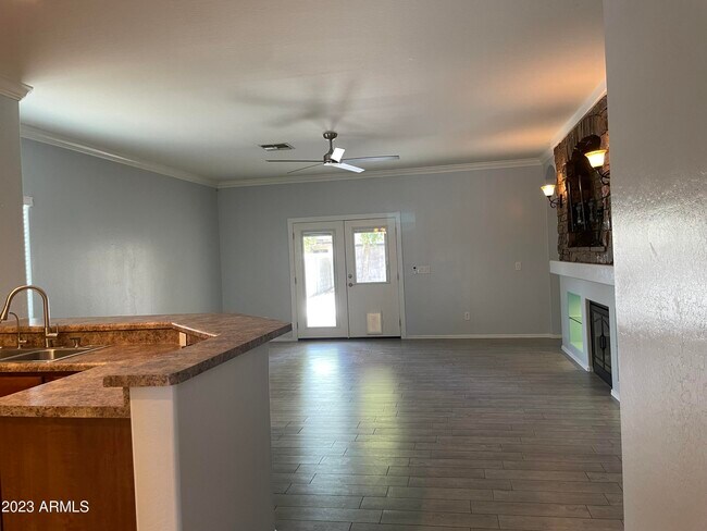 Photo - 88 W Dragon Tree Ave