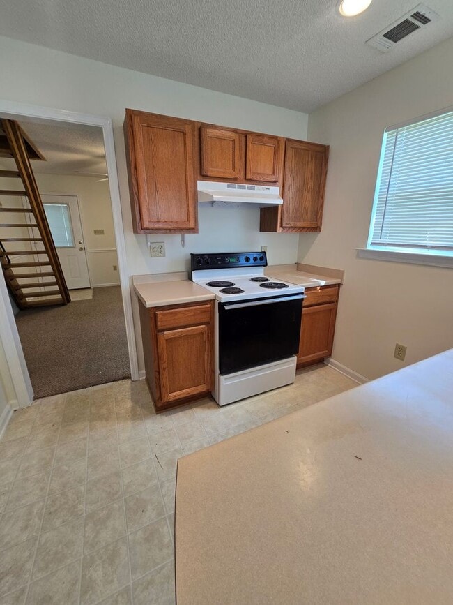 Photo - 9830 Whitefield Ave