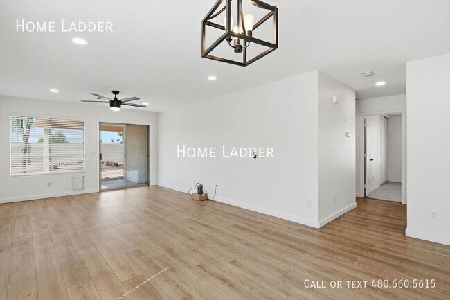 Photo - 16030 W Woodlands Ave