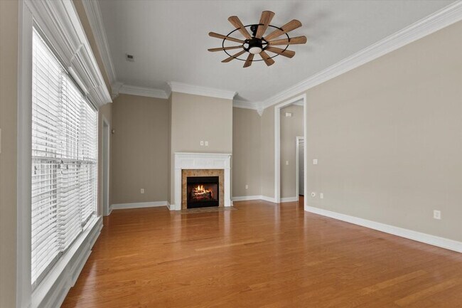 Photo - 6608 Lizzie Ln SE