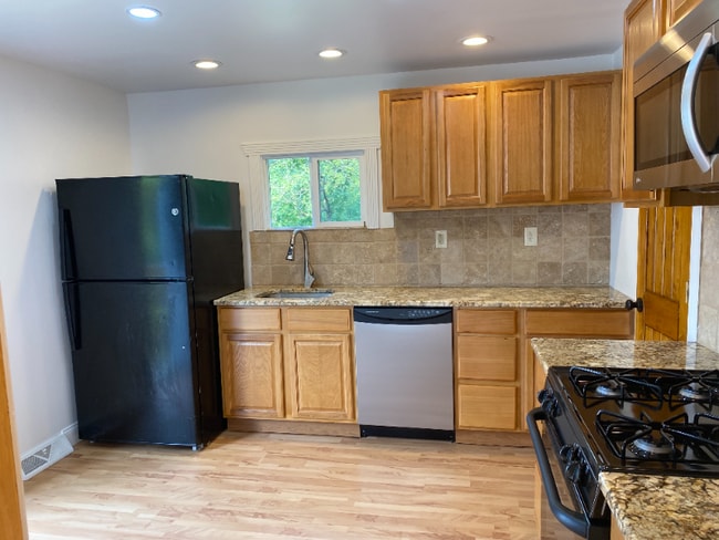 Photo - 930 Gravel Pike