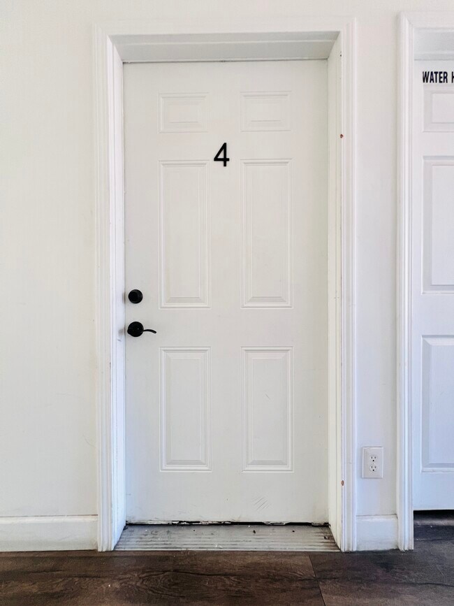 3835 Whittier Blvd Unit 4