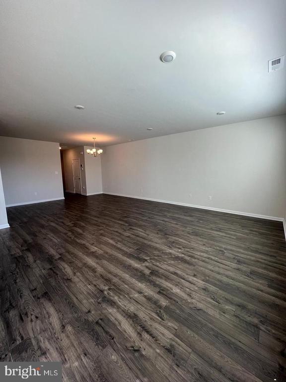 Photo - 34 Roberta Wy.