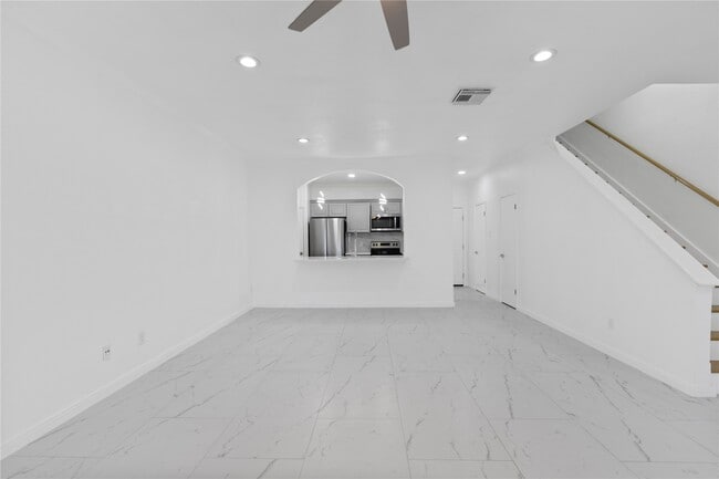 Photo - 6000 Reims Rd Unit 2005