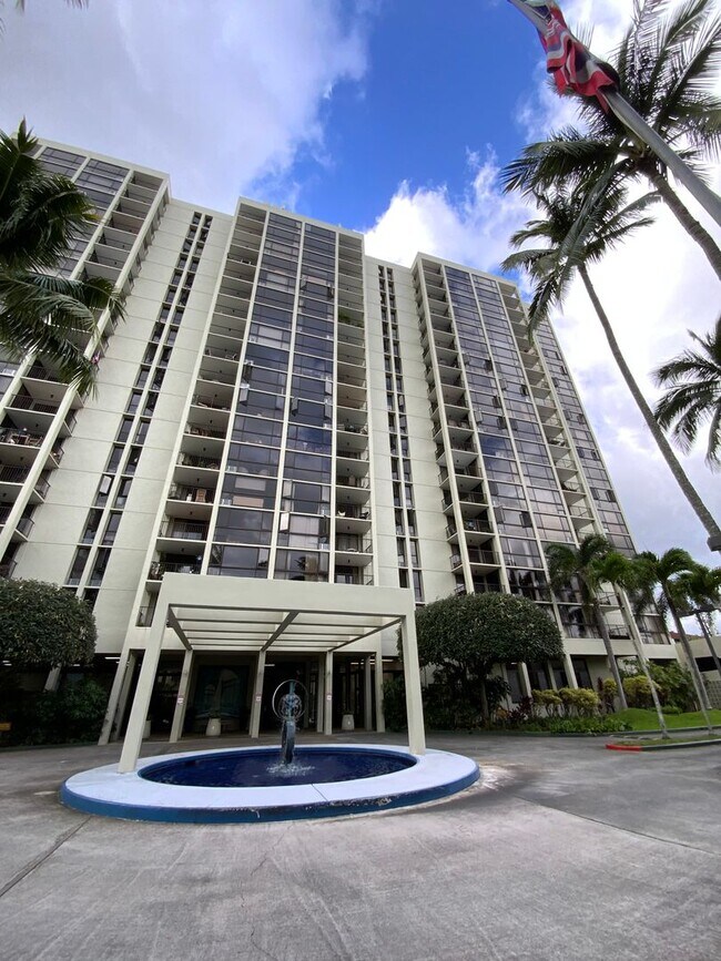 Photo - WINDWARD PASSAGE WITH OCEAN VIEWS Unit 811