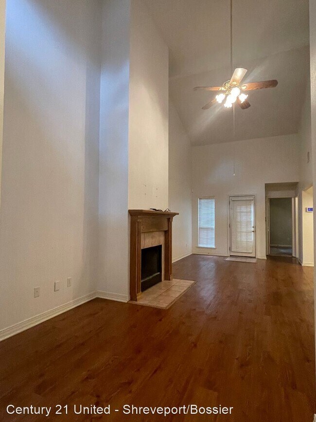 Photo - 2 br, 2 bath House - 128 Fountain View