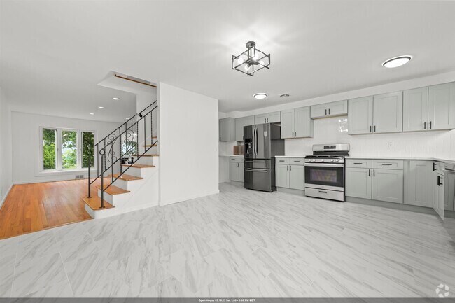 Building Photo - 3533 Charles St Rental