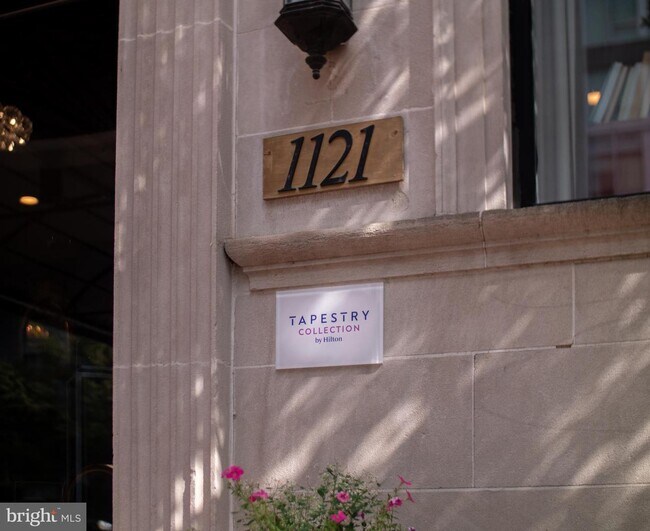 Photo - 1121 New Hampshire Ave NW