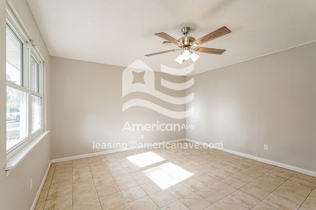 Photo - 2428 Amsterdam Dr